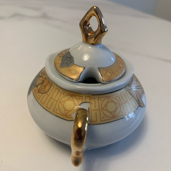 Vintage Lidded Yamasen Gold Collection Percelain Sugar Bowl w/24 ct gold plating - Picture 2 of 7